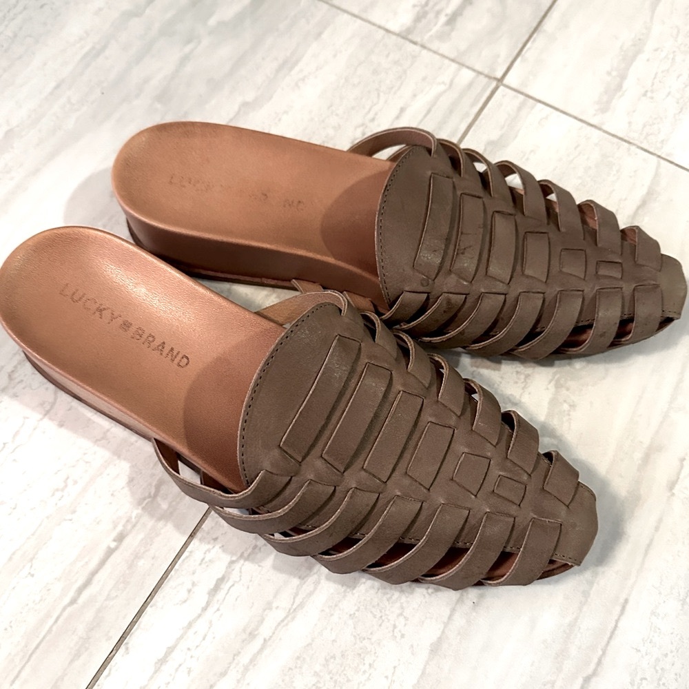 Lucky Brand Fisherman-style mule